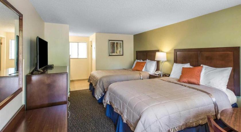 גלנווד ספרינגס Rodeway Inn מראה חיצוני תמונה